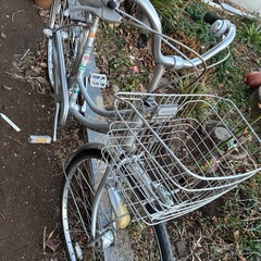 修理必要自転車の画像