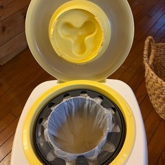 Combi Sangenic おむつ処理ポットの画像