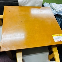 ⭐️爆安⭐️ニトリ　ダイニングテーブルセット　椅子三脚の画像