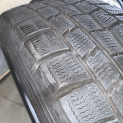 スタッドレスタイヤ3本＋アルミホイール4本の画像