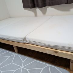 【中古・美品】シングルベッドフレーム すのこベッド　＆　マットレスの画像