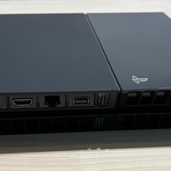 ps4 本体(ケーブル類、コントローラー付き)の画像
