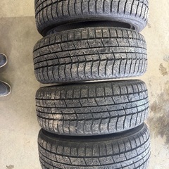TOYO215/50-18 スタッドレスタイヤ2024年製4本セットの画像
