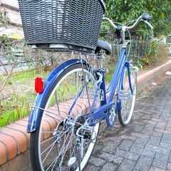 美品 中古自転車 Meiritsu ママチャリ 自転車 実用 6段変速機 27インチ LEDオートライト 後カゴ付 ネイビー 通勤 通学 近所のお出掛けなどにの画像