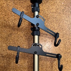 ロードバイク 自転車 収納 サイクルスタンド 省スペース 高さ調整 スタンド つっぱり式 2台収納の画像