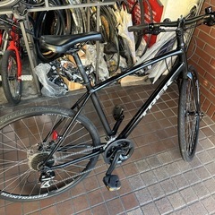 TREK（トレック）　軽量アルミフレーム　3×8speed　油圧ディスクブレーキ　ブラックの画像