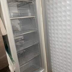 【商談中】白の冷凍庫の画像