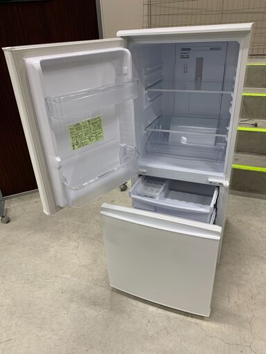 家具＊家電のお店／【ｼﾞｬﾝｸﾞﾙｼﾞｬﾝｸﾞﾙ石川金沢店】 冷蔵庫 シャープ SJ