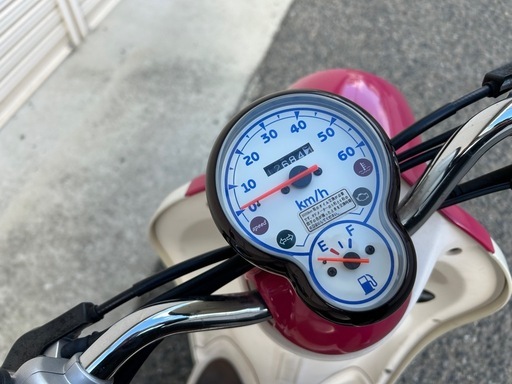 かわいいピンクのビーノ女性ワンオーナーエンジン快調ガレージ保管外装