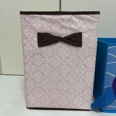 収納ケース2つ　の画像