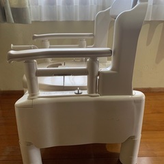 ポータブルトイレの画像