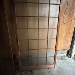 ガラス付き引き違い戸
の画像