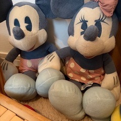 ミッキーマウス積み木、マザーグース木のお家、木の家具、ぬいぐるみの画像