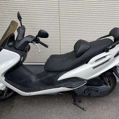 YAMAHAマジェスティ125
の画像