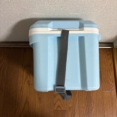 クーラーボックスの画像