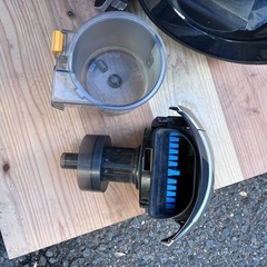 【掃除機】SHARP 遠心分離キャニスター掃除機 サイクロン式 /コード式の画像