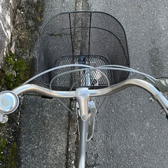 ＜整備済・美品車＞三輪自転車 シルバー 変速なし・前タイヤ20×後16インチ・手元ロック・鍵付きの画像