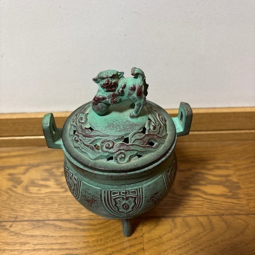 香炉　獅子彫刻 (たぶん青銅) 骨董品　古道具