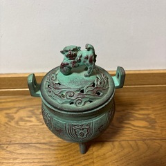 香炉　獅子彫刻 (たぶん青銅) 骨董品　古道具の画像