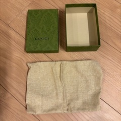 GUCCI 紙袋・箱の画像