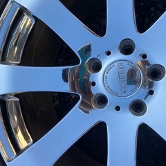 19インチ225/40R19  25年12週製　バリ溝の画像