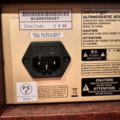 BEHRINGER ULTRACOUSTIC ACX1800の画像