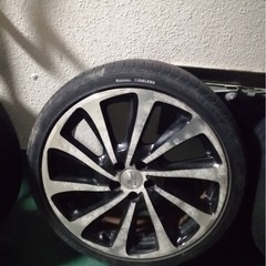 ホイール18インチ 5穴 4本セットの画像