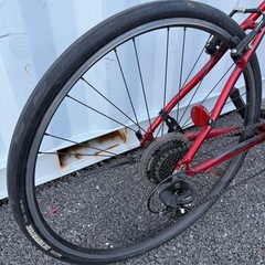 クロスバイク 24段変速 身長160-175cm 定価4.9万円の画像