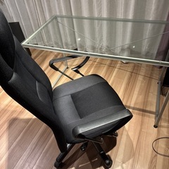 ビジネスデスク&チェア
の画像