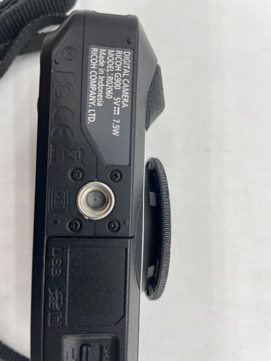 【トレファク足立扇店】防水ﾃﾞｼﾞﾀﾙｶﾒﾗ RICOH Ｇ900 本体のみ