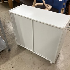 I2512-730 隙間ラック キャスター付き 中古の画像