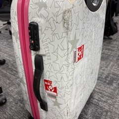 キャリーケースの画像