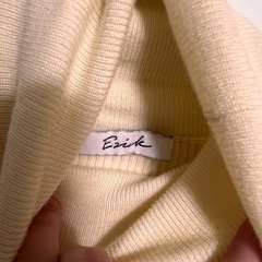 Ezick エジック ニットセーターの画像