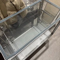 ガラスショーケース　ディスプレイの画像