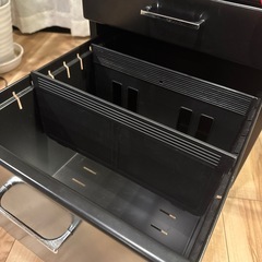 スチール製ブラック事務キャビネットの画像