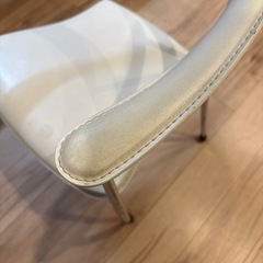 arper. イタリア製　　デザインチェアの画像