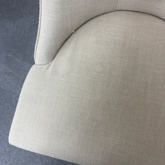 可愛いアンティークな椅子・ふわふわクッション付きの画像