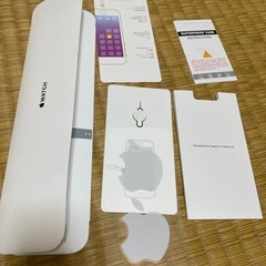 純正Apple Watch 40ミリ対応。シリコン製バンドM L片方のみワインカラー未使用。の画像