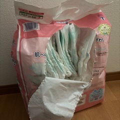 オムツ新生児サイズ２０枚Sサイズ１３枚の画像