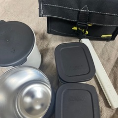 保温ケース付きお弁当箱
の画像