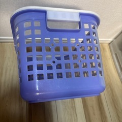 洗濯カゴの画像