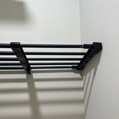 突っ張り棚　黒の画像