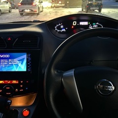 日産　セレナ　平成27年製　144000キロ　両側PS ナビフリップダウン　4WDの画像