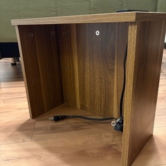 コンセント隠し収納ボックスの画像