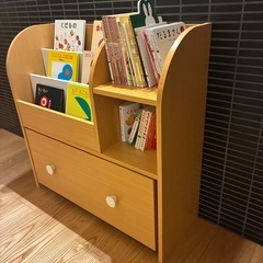 【美品！】絵本ラック（定価14,700円）　の画像