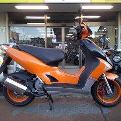 NO.5611　キムコ　スーパー９Ｓ 水冷２サイクルエンジン　前後ディスクブレーキ　オレンジ＆ブラック　☆彡の画像