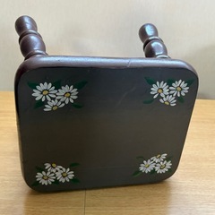 トールペイントのスツールの画像