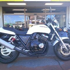 NO.5613　ＣＢ４００ＳＦ　水冷４サイクルＤＯＨＣ１６バルブ４気筒４００ｃｃ　ホワイト　☆彡の画像