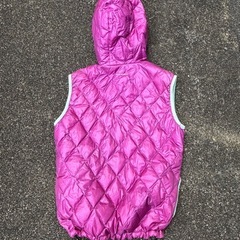 Columbia ダウンベストの画像