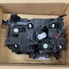 ■トヨタ・TOYOTA■ランドクルーザー250 ZX純正 3眼LEDヘッドランプの画像